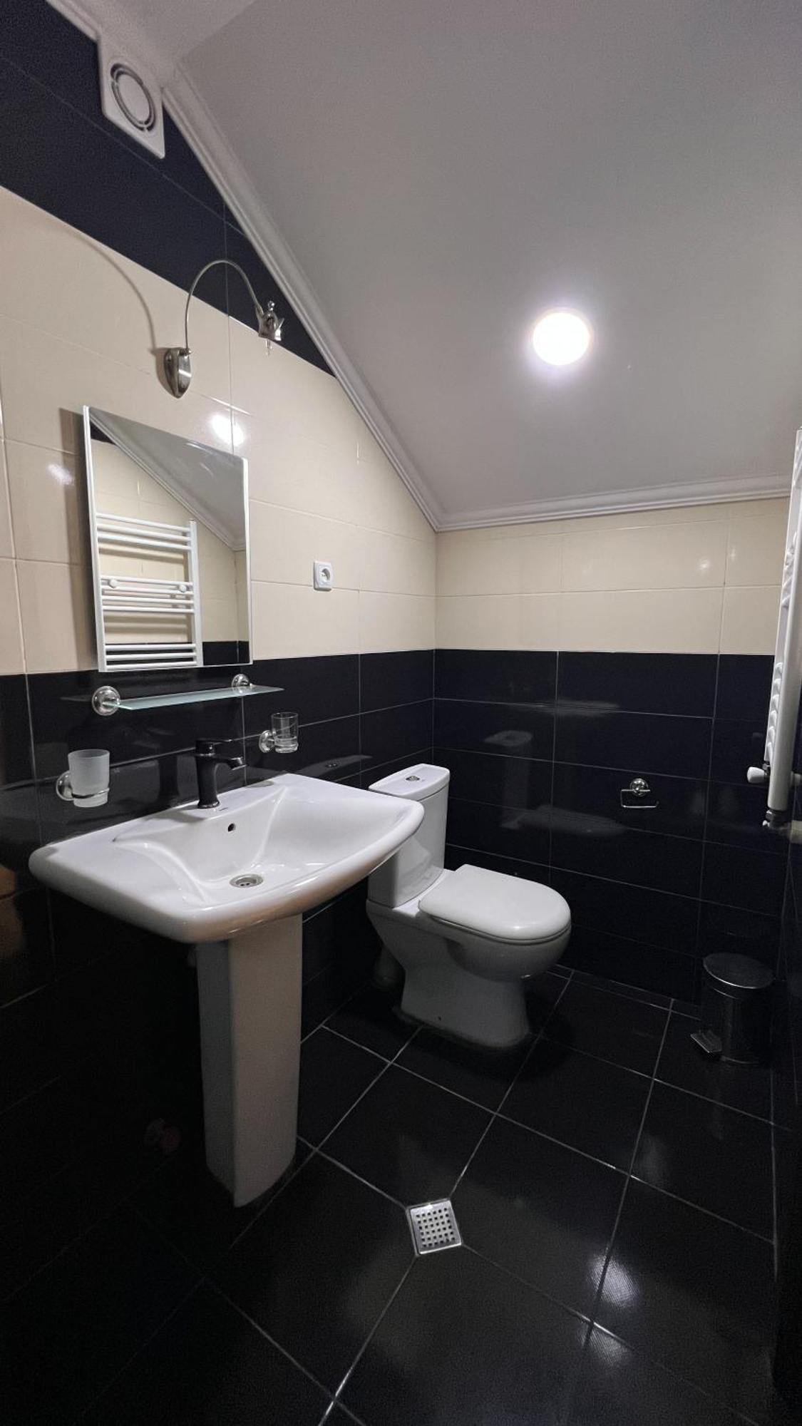 Duma Hotel Tbilisi Zewnętrze zdjęcie